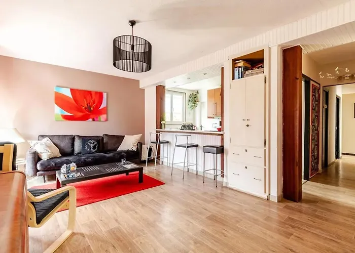 Maison Avec Jardin Privé à *